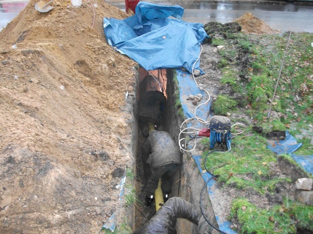 Копание траншей под газопроводы